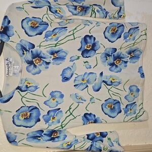 Joseph A. | Vintage Blue Flower 3/4 Length Sleeve Sweater NVTN 230